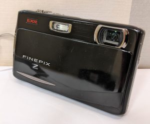 木更津,君津,袖ヶ浦,市原,富津,買取,源,FUJIFILM,FINEPIX,Z950EXR,カメラ,デジタルカメラ,デジカメ,フィルムカメラ,一眼レフ,二眼レフ,ミラーレス,コンパクトカメラ,インスタントカメラ,ビデオカメラ,写真,撮影,趣味,人物,風景,動画,イベント,旅行